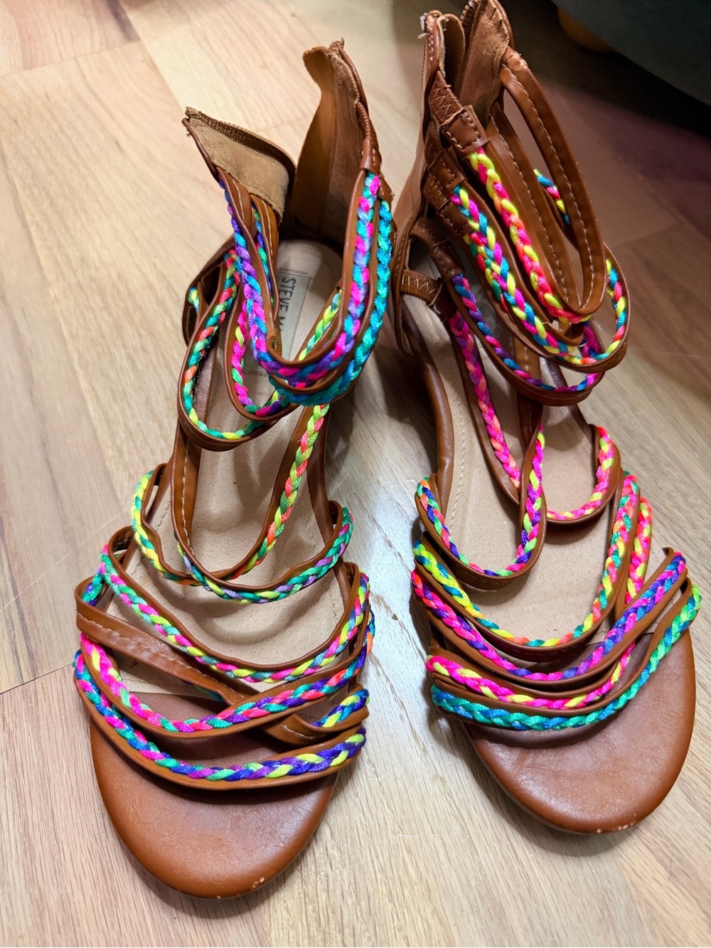 Steve Madden tracey Girls Wedge Sandals Brown Rainbow Youth 5 Fits
Womens 6.5-7